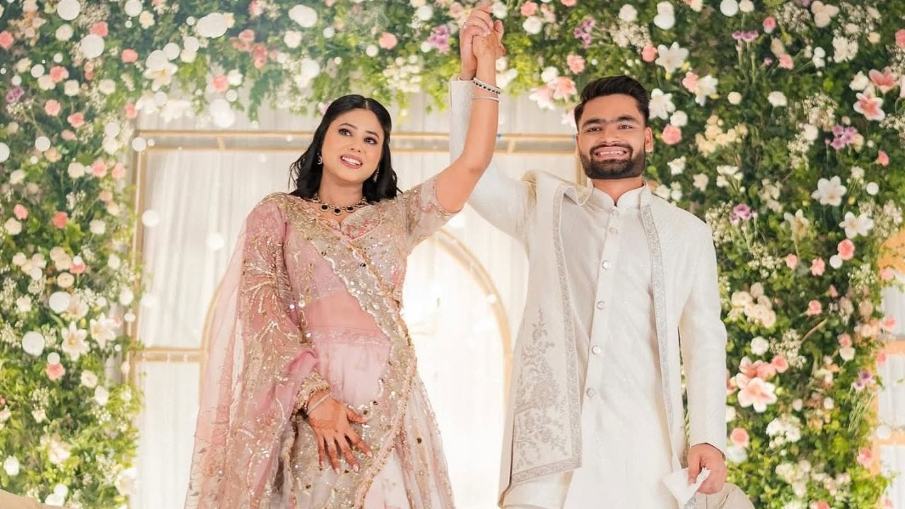 Rinku Singh Marriage: বিয়ের পিঁড়িতে বসছেন রিঙ্কু সিং! পাত্রী প্রিয়া সরোজ কে জানেন?
