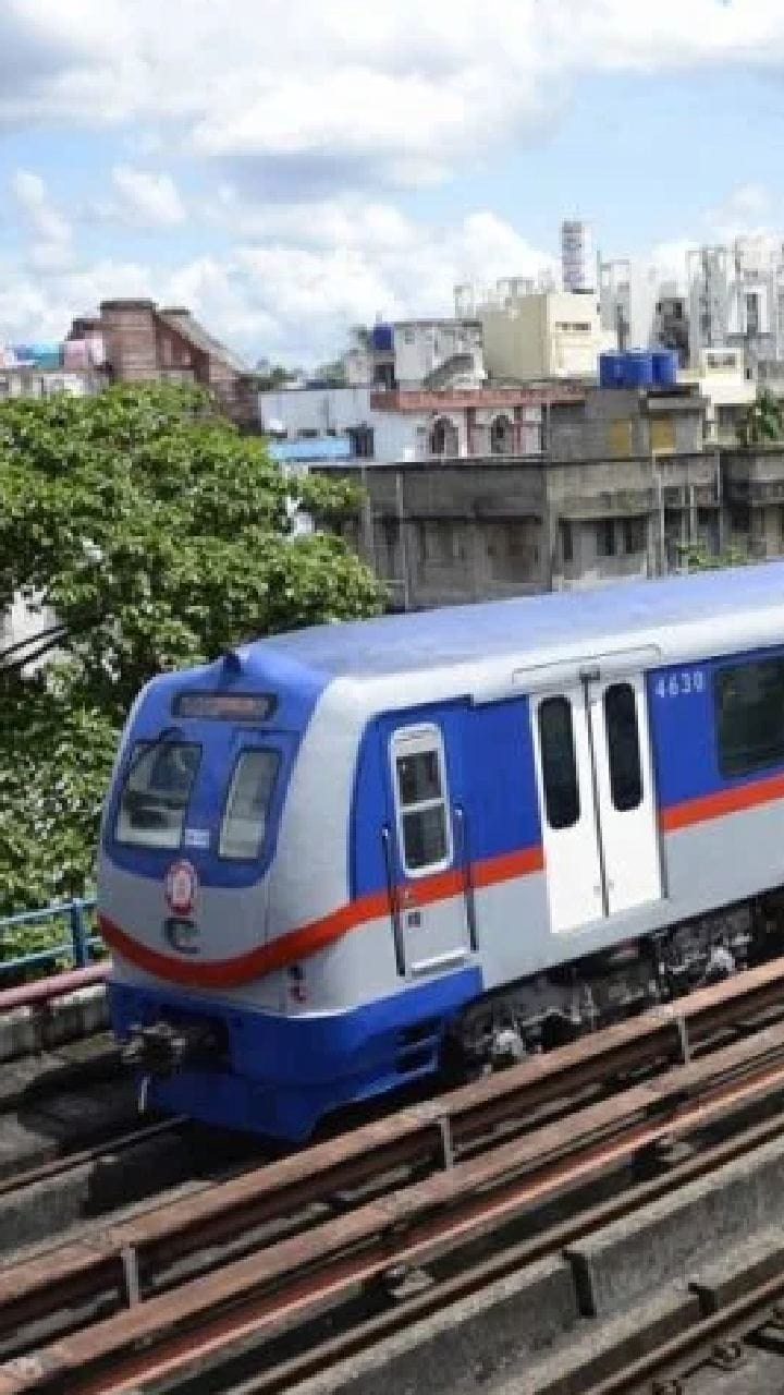 জন্মাষ্টমী উপলক্ষে শহরে চলবে কম মেট্রো