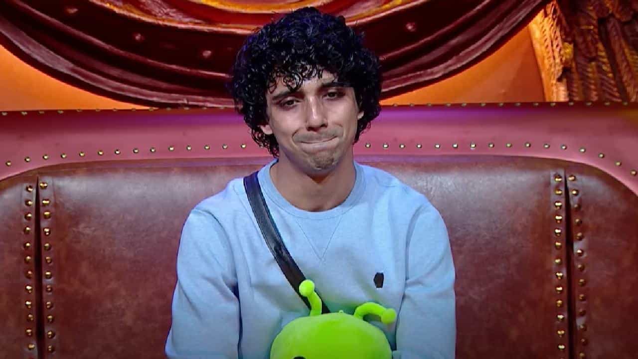 Bigg Boss Bangla: 'আমি কি বিগ বসের যোগ্য?', কান্নায় ভেঙে পড়লেন নিরঞ্জন Bigg Boss Bangla: 'আমি কি বিগ বসের যোগ্য?', কান্নায় ভেঙে পড়লেন নিরঞ্জন