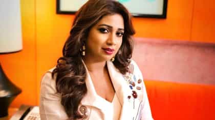 বলিউড নিয়ে আচমকা ক্ষোভ প্রকাশ শ্রেয়া ঘোষালের