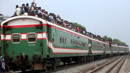 বাংলাদেশ রেলওয়েকে ২০০ LHB কোচ দিচ্ছে ভারত, থাকছে CCTV ও বেবি কেয়ার রুম