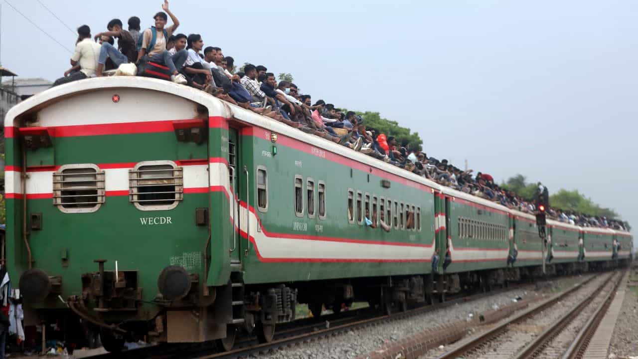Bangladesh Railways: বাংলাদেশের ট্রেনে থাকবে ভারতের ছোঁয়া, পদ্মাপারে ২০০টি অত্যাধুনিক কোচ পাঠাবে রাইটস লিমিটেড Bangladesh Railways: বাংলাদেশের ট্রেনে থাকবে ভারতের ছোঁয়া, পদ্মাপারে ২০০টি অত্যাধুনিক কোচ পাঠাবে রাইটস লিমিটেড