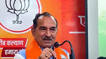 'যুদ্ধ হলে পাকিস্তানের পাশে দাঁড়াবে ভারত', চরম বিতর্কে বিজেপি নেতা