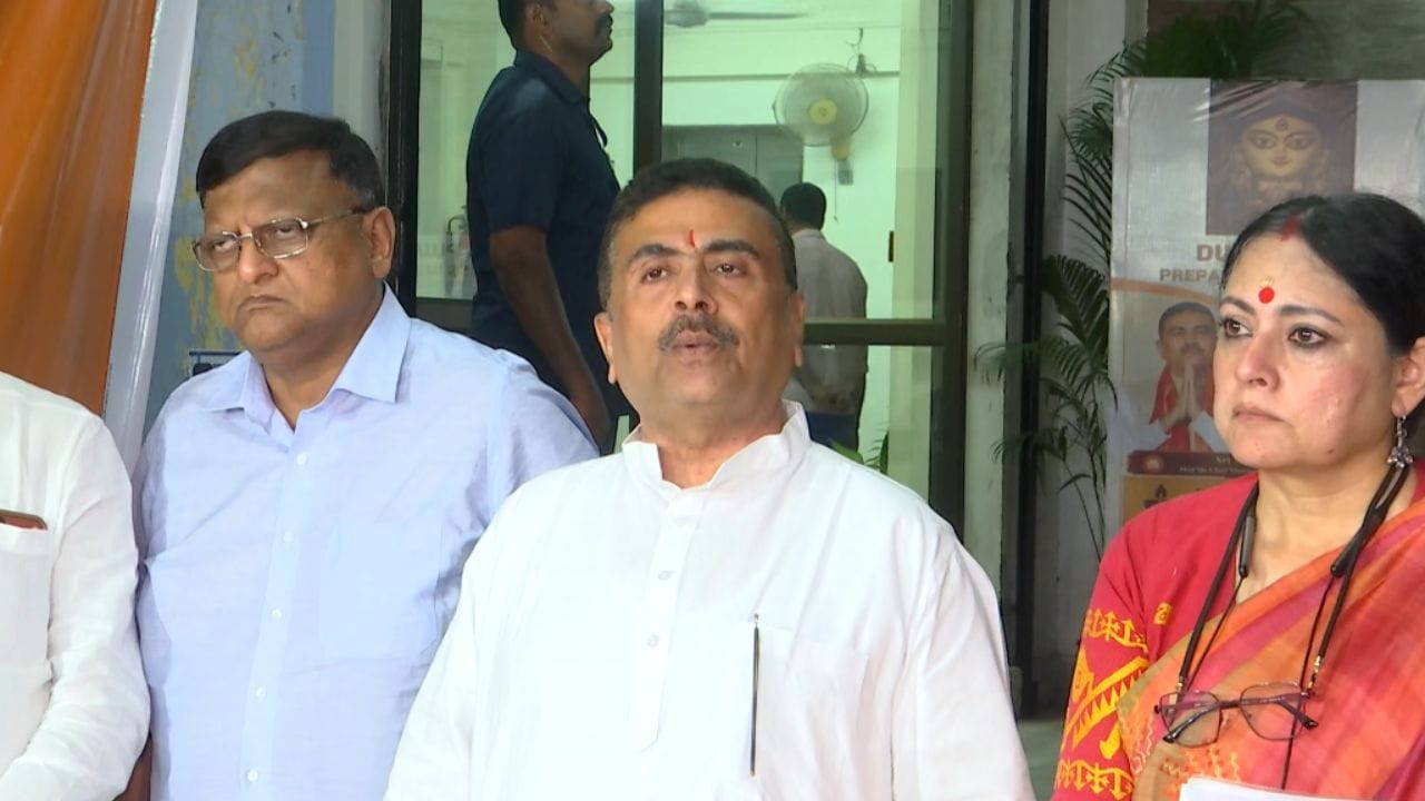 CM Suvendu Adhikari: ‘পুজোর পর আমরা দেখব’, পৌরসভাতে অবৈধভাবে TMC ক্যাডার নিয়োগের অভিযোগ তুলে বিস্ফোরক শুভেন্দু