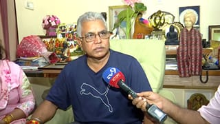 Dilip Ghosh: ‘পুলিশ সিরিয়াসলি নেয়নি, …ছোট্ট ভুলের জন্য বড় ঘটনা ঘটে গেল’, চোরবাগানের ঘটনা নিয়ে মন্তব্য দিলীপের