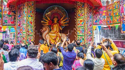 মোবাইলে এই ৬ অ্যাপ থাকলে পুজোয় ঘোরা একেবারে সহজ, আপনার ফোনে আছে?