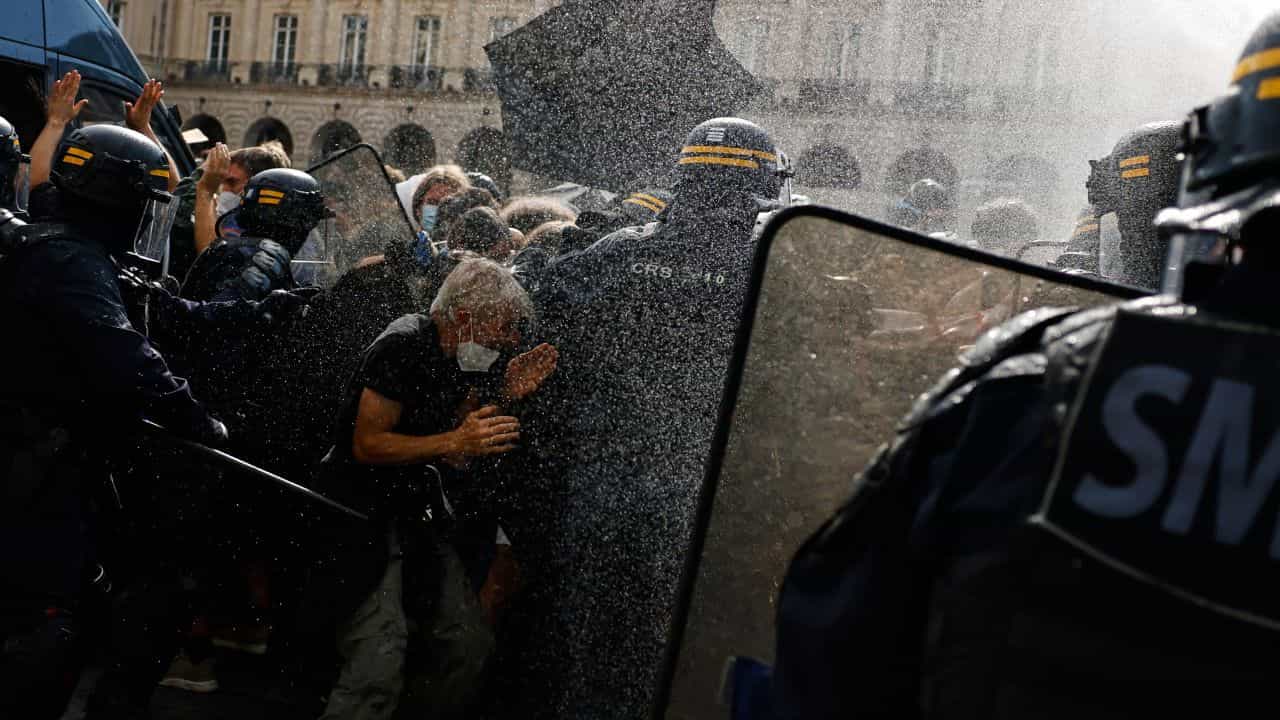 France Protests: ফ্রান্সে বিক্ষোভের পিছনে ইসলামপন্থী ও বামপন্থী নেটওয়ার্ক? 'ভারত পরবর্তী লক্ষ্য' বলে সতর্ক করলেন মার্কিন সাংবাদিক France Protests: ফ্রান্সে বিক্ষোভের পিছনে ইসলামপন্থী ও বামপন্থী নেটওয়ার্ক? 'ভারত পরবর্তী লক্ষ্য' বলে সতর্ক করলেন মার্কিন সাংবাদিক