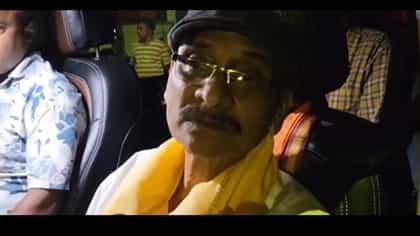 'প্যান্ডেলে লাগাতে হবে মুখ্যমন্ত্রীর ছবি', নয়া নিদানে বিতর্ক