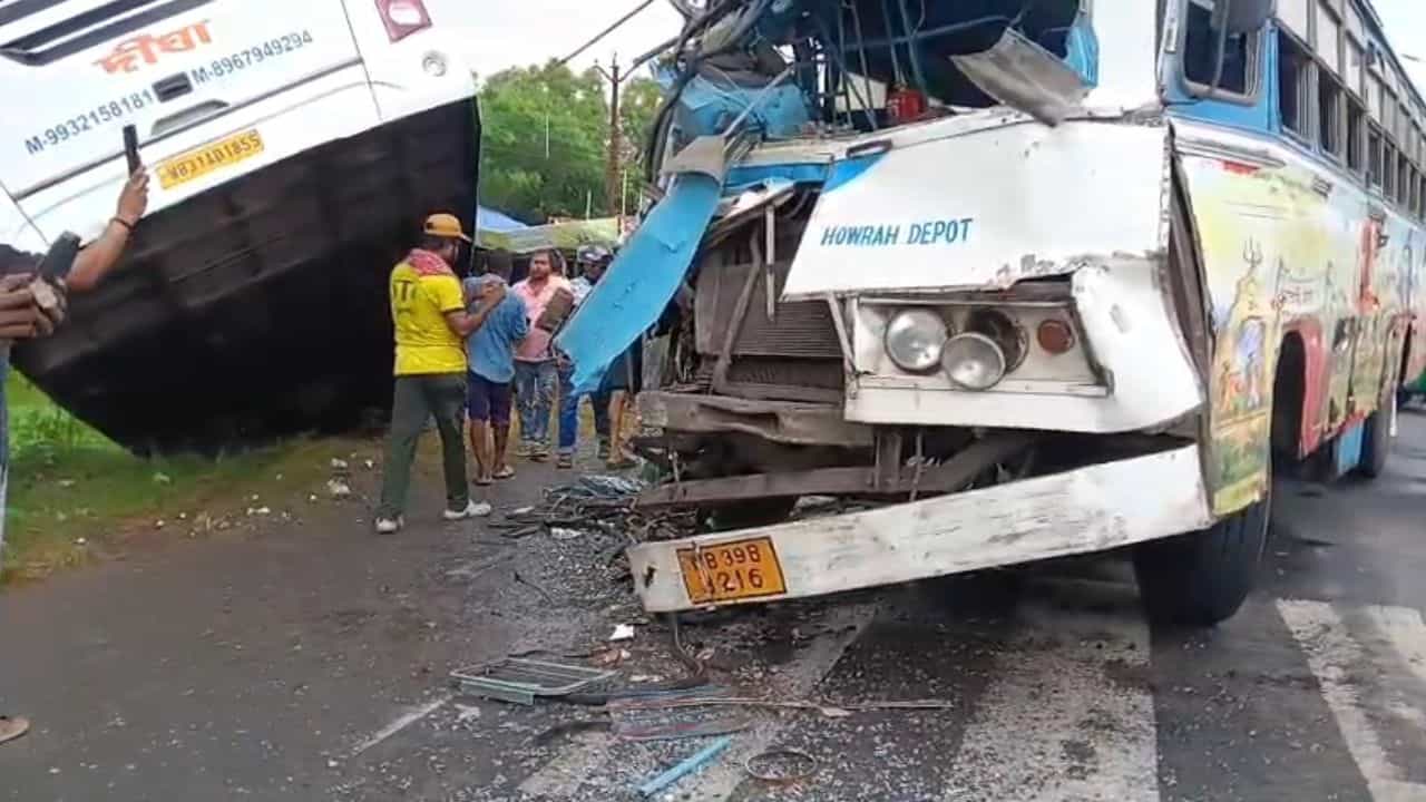 Digha Bus Accident: পঞ্চমীর দুপুরে দিঘার পথে ভয়ঙ্কর দুর্ঘটনা! মুখোমুখি সংঘর্ষ ২ বাসের, রক্তে ভাসল রাস্তা... Digha Bus Accident: পঞ্চমীর দুপুরে দিঘার পথে ভয়ঙ্কর দুর্ঘটনা! মুখোমুখি সংঘর্ষ ২ বাসের, রক্তে ভাসল রাস্তা...
