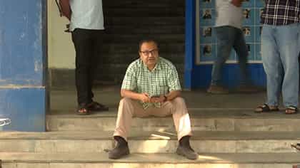 LIVE: আমহার্স্ট স্ট্রিট থানার সামনে ধর্নায় কুণাল ঘোষ