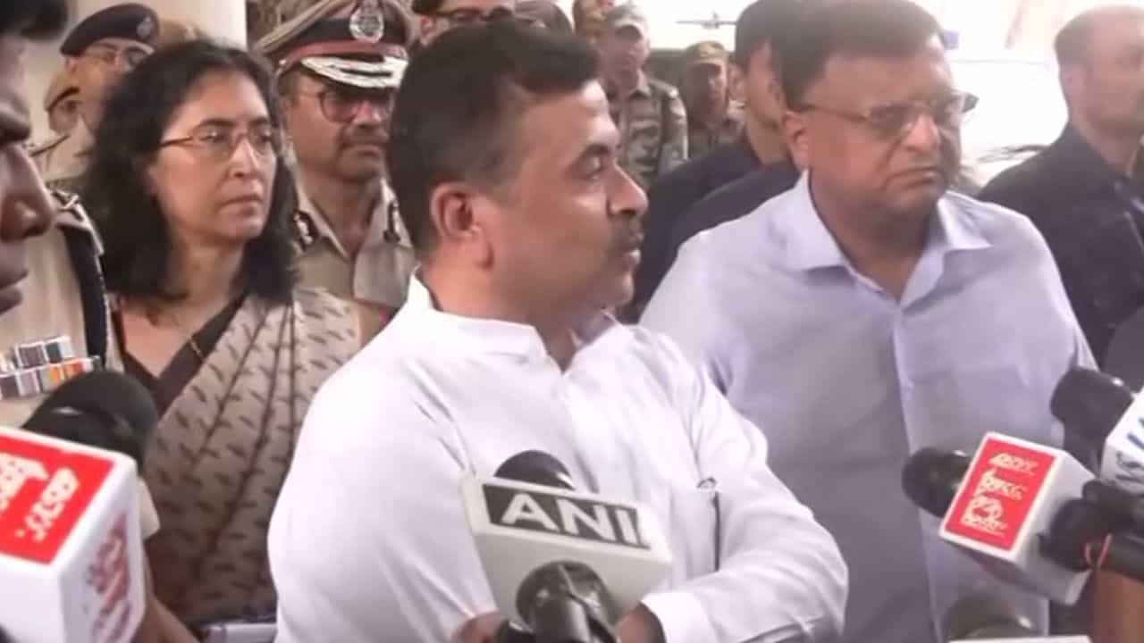 Suvendu Adhikari on Chorbagan: 'একজন হোমগার্ডের সঙ্গে দেখা হয়েছিল, রাত দেড়টার সময়', চোরবাগানে কাদের বিরুদ্ধে অভিযোগ, কী বললেন শুভেন্দু Suvendu Adhikari on Chorbagan: 'একজন হোমগার্ডের সঙ্গে দেখা হয়েছিল, রাত দেড়টার সময়', চোরবাগানে কাদের বিরুদ্ধে অভিযোগ, কী বললেন শুভেন্দু