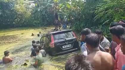 প্রাক্তন তৃণমূল বিধায়কের গাড়ির ধাক্কায় মৃত ২