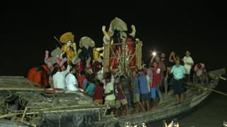 Durga Idol Immersion: ২১ থেকে ২৪ অক্টোবর, দিনরাত পরিষেবা দেওয়ার ব্যবস্থা করল পুরসভা