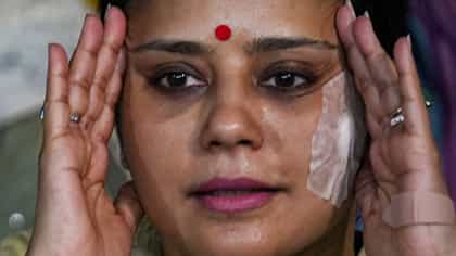 ২৪ ঘণ্টার মধ্যে পোস্ট মুছতে হবে, মহুয়াকে বড় নির্দেশ কোর্টের