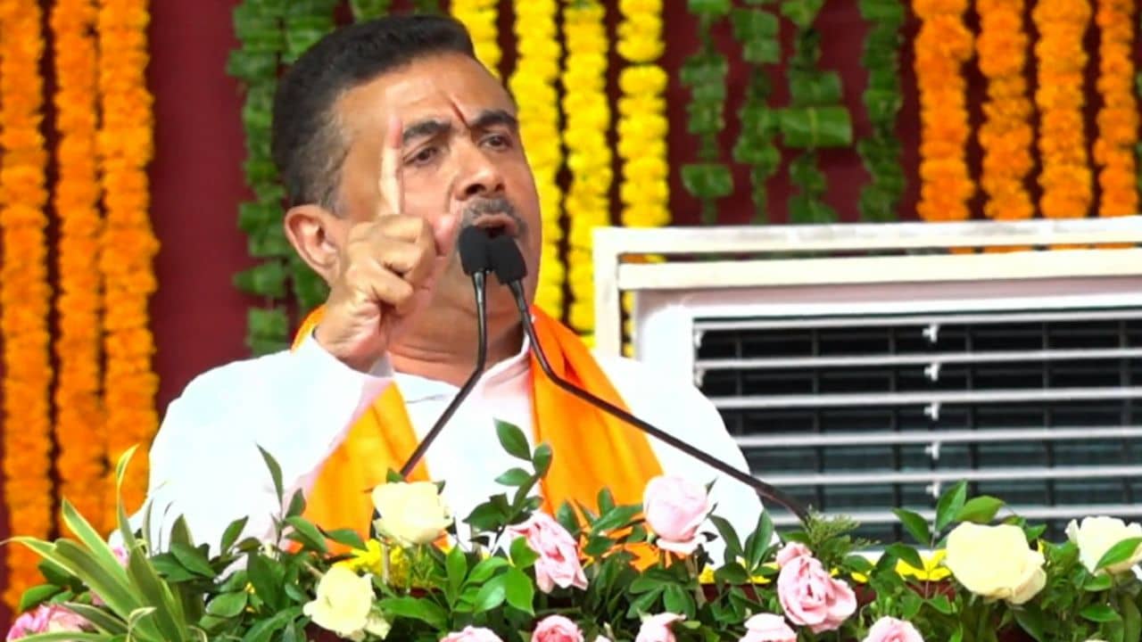 Suvendu Adhikari in Gujrat: ২০২৯-এ বিয়াল্লিশে ৪২! মোদীকে বড় প্রতিশ্রুতি শুভেন্দুর