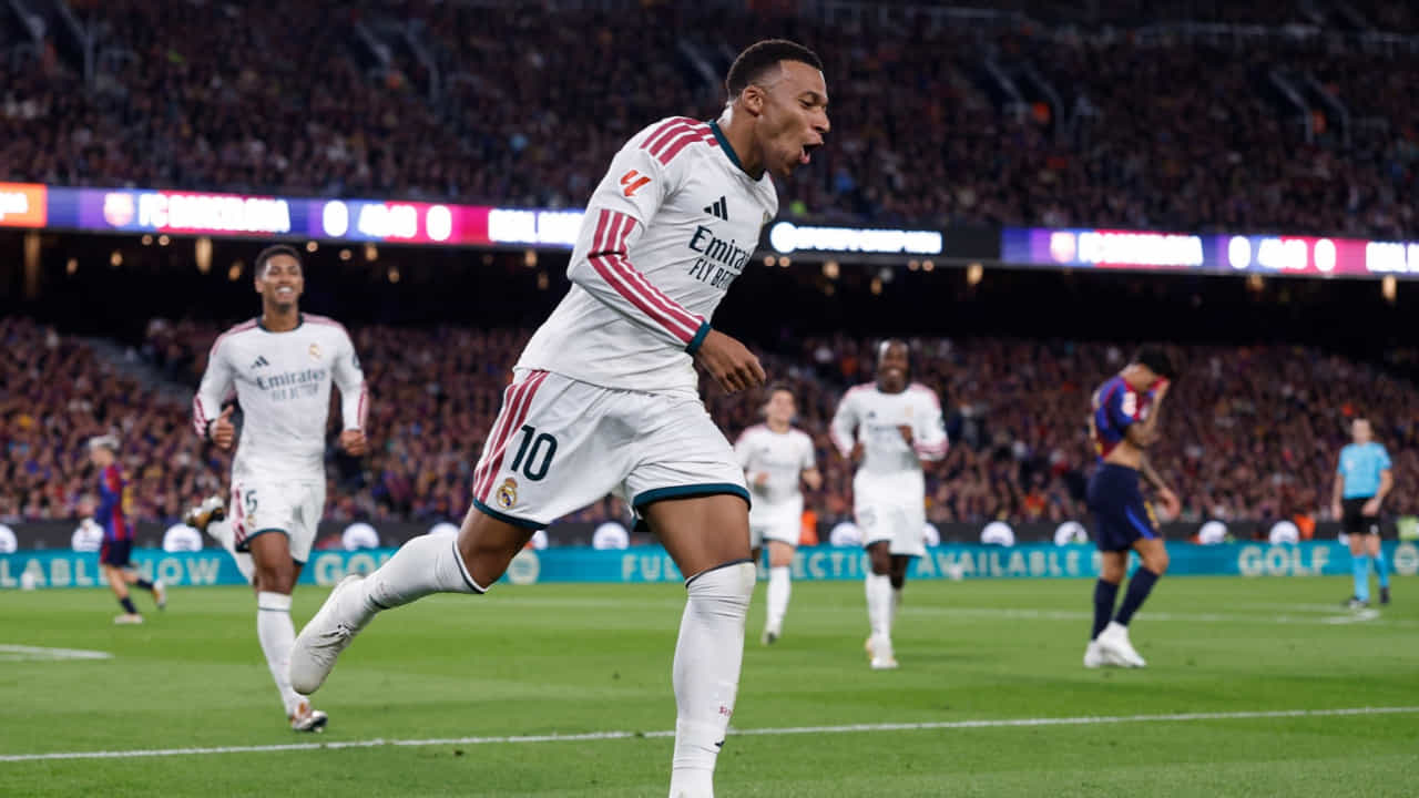 Barcelona vs Real Madrid: কুকুরেয়ার 'পকেটে' ইয়ামাল, এমবাপের সেঞ্চুরিতে বিধ্বস্ত বার্সেলোনা Barcelona vs Real Madrid: কুকুরেয়ার 'পকেটে' ইয়ামাল, এমবাপের সেঞ্চুরিতে বিধ্বস্ত বার্সেলোনা