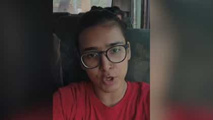 পুলিশকে লক্ষ্য করে ইট বৃষ্টি, গাড়িতে তোলা হল নেহা বোরাকে