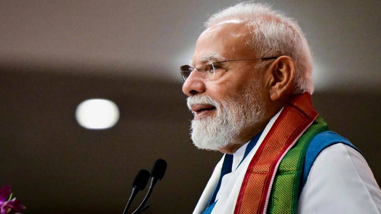 PM Modi: ‘বিশ্বের যে সমাধানগুলি প্রয়োজন, তা আপনাদের কাছেই রয়েছে’, চেন্নাইয়ে জেন জি-দের বার্তা মোদীর