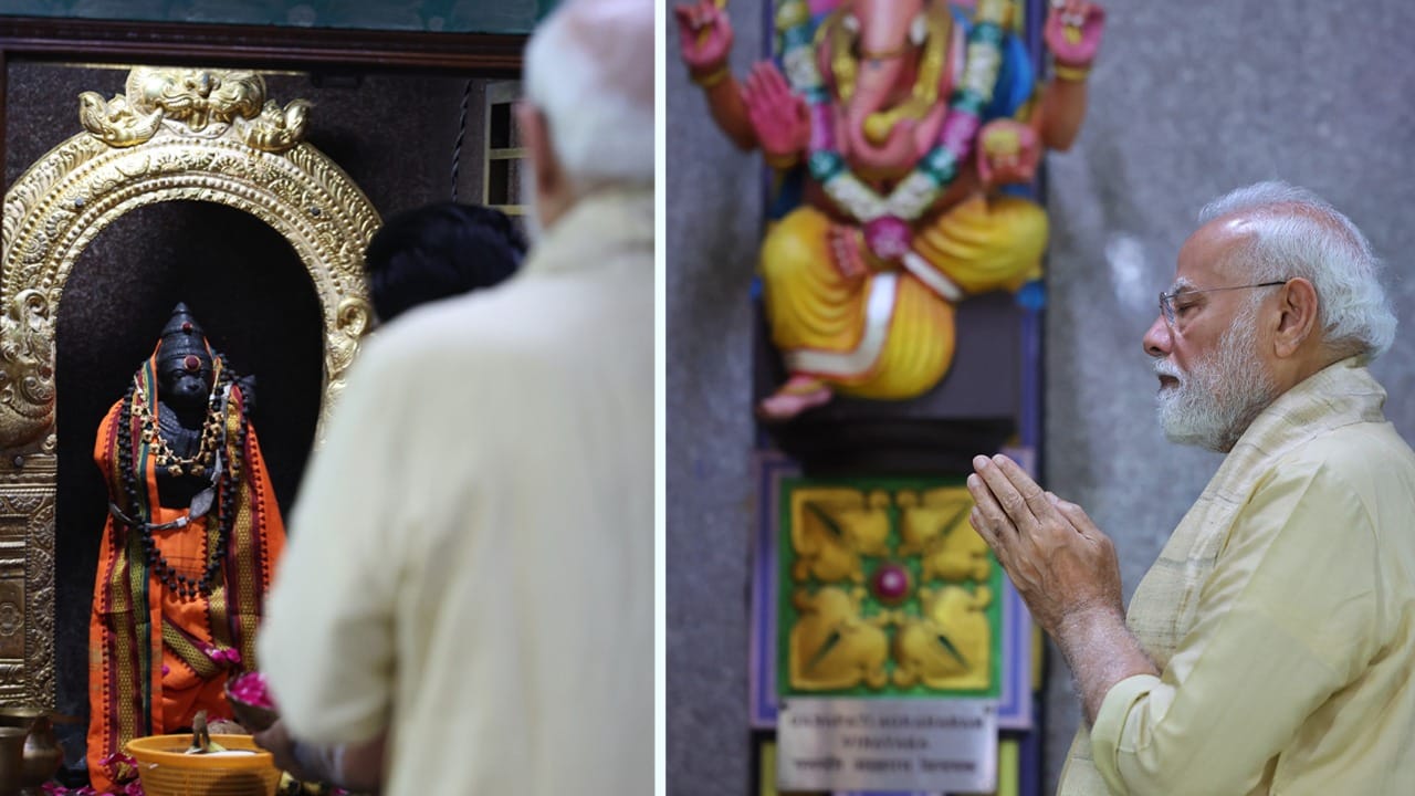 Pm Narendra Modi In Temple