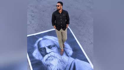 ছিঃ! বাঙালির ঠাকুরকে পায়ের তলায় রেখে এ কী পরিচয় দিল বাংলাদেশ...