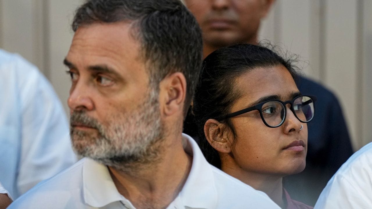 BJP Attacks Rahul Gandhi-Neha Bora: বাংলাদেশের ধাঁচেই ভারতে সরকার বদলানোর ছক কষছে রাহুল-নেহারা? বিরাট অভিযোগ বিজেপির