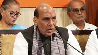 Rajnath Singh: ‘বাংলাদেশের মতো ভারতেও সরকার বদলের চেষ্টা’, কংগ্রেস-সহ বিরোধীদের তীব্র আক্রমণ রাজনাথের