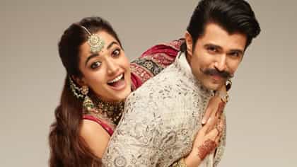এক বছর ধরে রশ্মিকাকে বিয়ের জন্য ঘুরিয়েছিলেন বিজয়! কোন কথা ফাঁস?