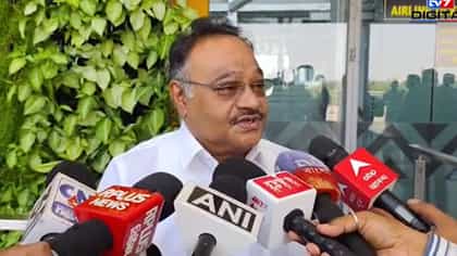 সংবাদ-মাধ্যমে খবর দেওয়ার জন্য ড্রপবক্স তৈরি করতে হয়: শমীক