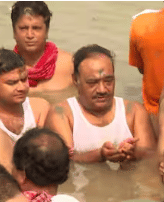 মহালয়ার দিন তর্পণে রাজনৈতিক নেতারা