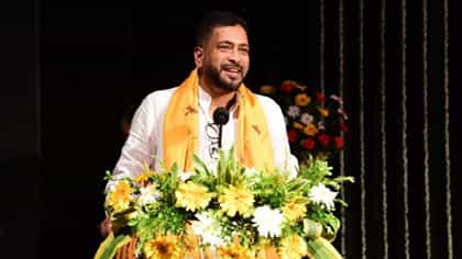 জনতার 'কাছে' শঙ্কর ঘোষ, মন্ত্রীর সঙ্গে দেখা করে জানান অভিযোগ, কীভাবে?
