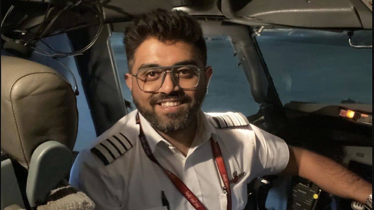 FlyDubai Attack Incident: প্রার্থনা করার জন্য উঠেছিল, তারপরই কোপ! থামছিলই না... ফ্লাইদুবাইয়ের ককপিটের ভিতরে ঠিক কী হয়েছিল, সবটা বললেন ক্যাপ্টেন স্মিত