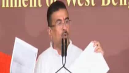 'হিন্দু শব্দ ডিলিট না করলে...', বিকাশকে ডেডলাইন বেঁধে দিলেন শুভেন্দু