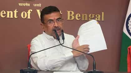'নো ফ্র্যাকচার'-এর রিপোর্ট দেখালেন শুভেন্দু, মমতার পা ভাঙার তদন্তে CID