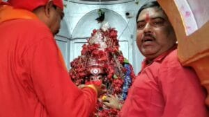 কাটা মাছ জীবিত হতেই মিলেছিল অলৌকিক সংকেত! মা তারার আবির্ভাব তিথি