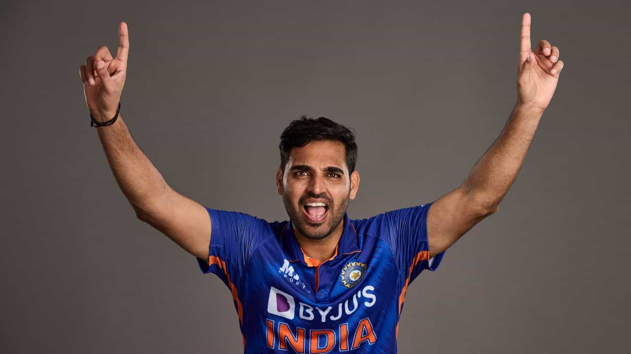 Bhuvneshwar Kumar: আগরকর সরতেই সুখবর, ৪ বছর পর ভারতীয় দলে ফিরলেন ভুবনেশ্বর কুমার Bhuvneshwar Kumar: আগরকর সরতেই সুখবর, ৪ বছর পর ভারতীয় দলে ফিরলেন ভুবনেশ্বর কুমার