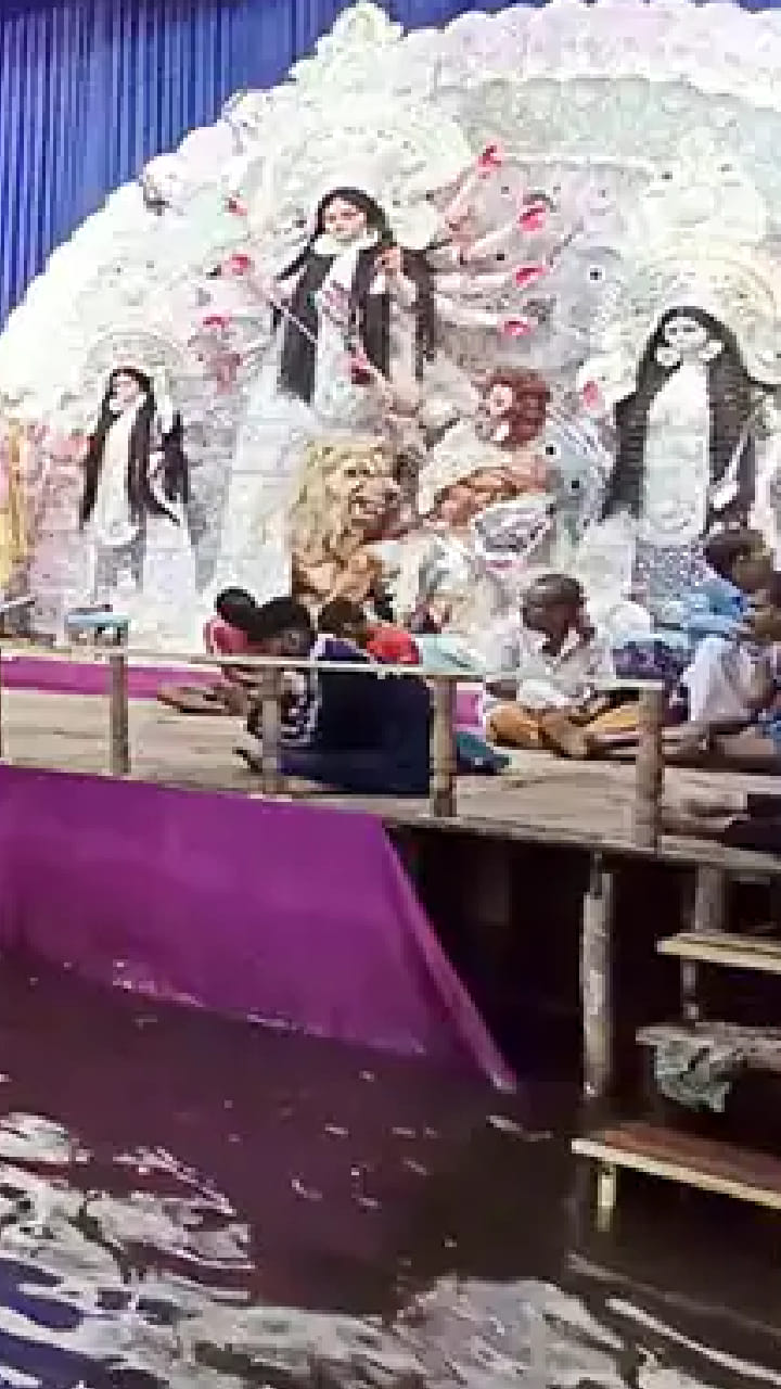 নিম্নচাপ কি পুজো ভেস্তে দেবে?