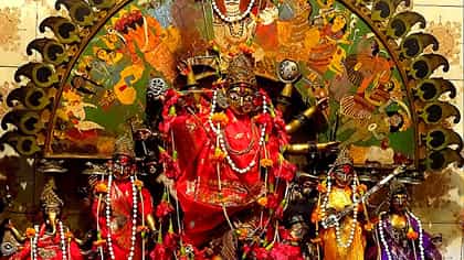 গঙ্গাস্নানে যান মা দুর্গা! উত্তর কলকাতার এই মন্দিরের রহস্য জানেন?