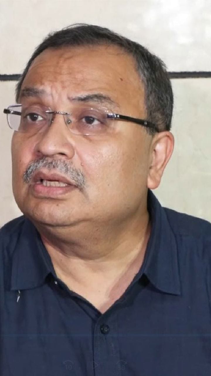 সুদীপকে রীতিমতো 'ভেংচি' কেটে কটাক্ষ কুণালের