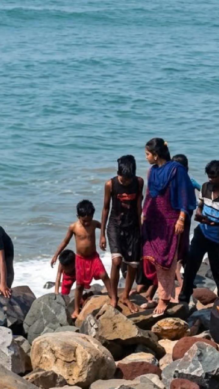মন্দারমণিতে এই মুহূর্তে কী ছবি? দেখুন...