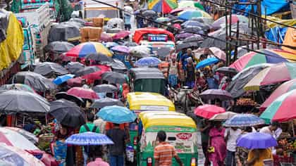 পুজোর মাত্র ১০ দিন বাকি, এখন আবার নতুন করে বৃষ্টি বাংলায়!