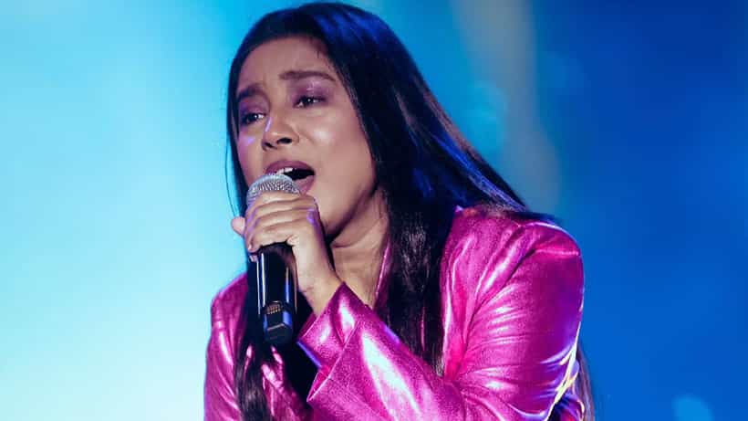 Shilpa Rao: গান শেষ হওয়ার আগেই বন্ধ মাইক, নিভল আলো! মুম্বইয়ের মঞ্চে শিল্পা রাওয়ের সঙ্গে কী ঘটেছে?