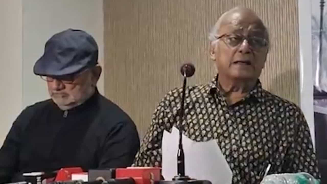 CPIM-TMC: এক মঞ্চে বিকাশ রঞ্জন-সৌগত রায়, SIR বাতিলের দাবিই কি ঘুচিয়ে দিচ্ছে মতাদর্শের ফারাক? CPIM-TMC: এক মঞ্চে বিকাশ রঞ্জন-সৌগত রায়, SIR বাতিলের দাবিই কি ঘুচিয়ে দিচ্ছে মতাদর্শের ফারাক?