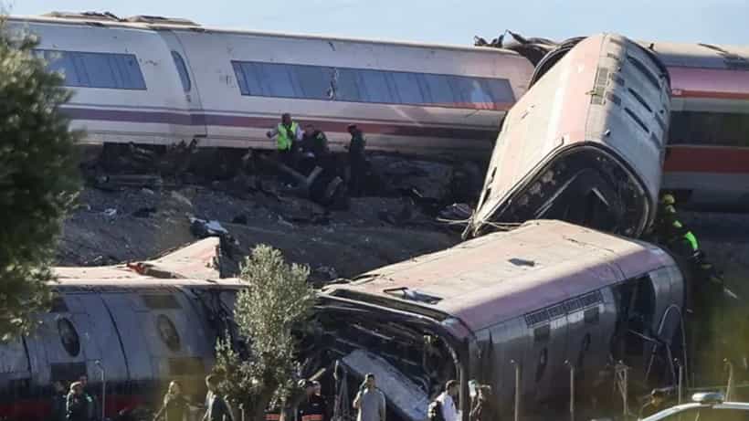 Train Accident: মুখোমুখি দুই হাইস্পিড ট্রেনের ভয়ঙ্কর সংঘর্ষ, মৃত অন্তত ৪৬, আহত ২০০