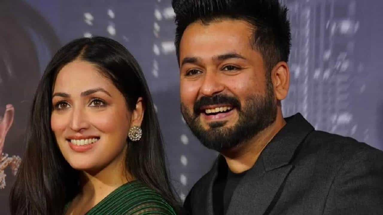 Bollywood: কেরিয়ারের সেরা সময়ে কেন মুম্বই ছাড়লেন ইয়ামি-আদিত্য? Bollywood: কেরিয়ারের সেরা সময়ে কেন মুম্বই ছাড়লেন ইয়ামি-আদিত্য?